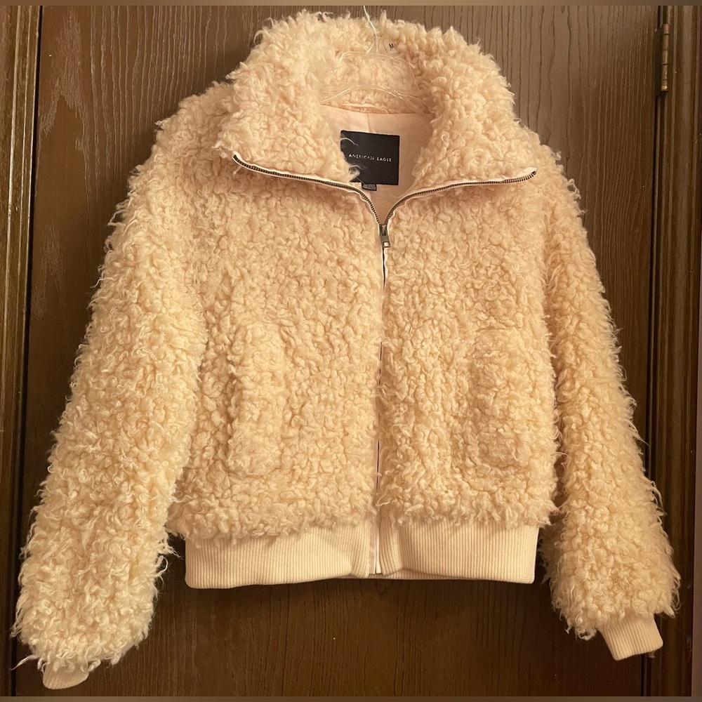 American Eagle NWOT Women's Ivory Zip-Up Long Sleeve Sherpa Jacket/Top XS